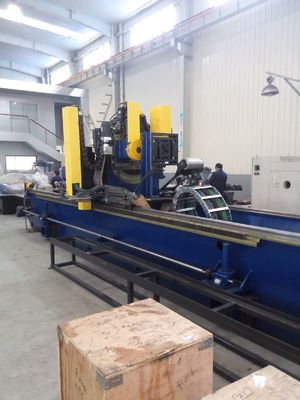 BIS Standard Steel Pipe Production Line untuk pipa industri dengan diameter luar 88,9 mm - 219 mm