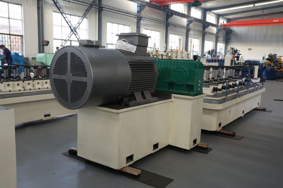ISO Standar Steel Pipe Mills. ∙ Φ114 ∙325mm Ukuran Besar Mesin Pipa Pipa untuk Struktural, Air & Energy Pipeline Produksi