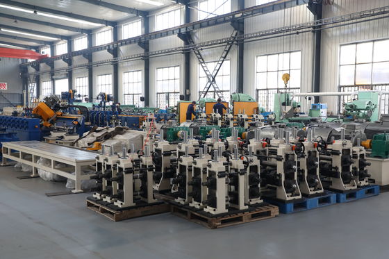 Mesin Pabrik Tabung Las ZY20 HF φ10-26mm Pipa Baja Bulat 0.4-1.5mm 100kW Solid State Line